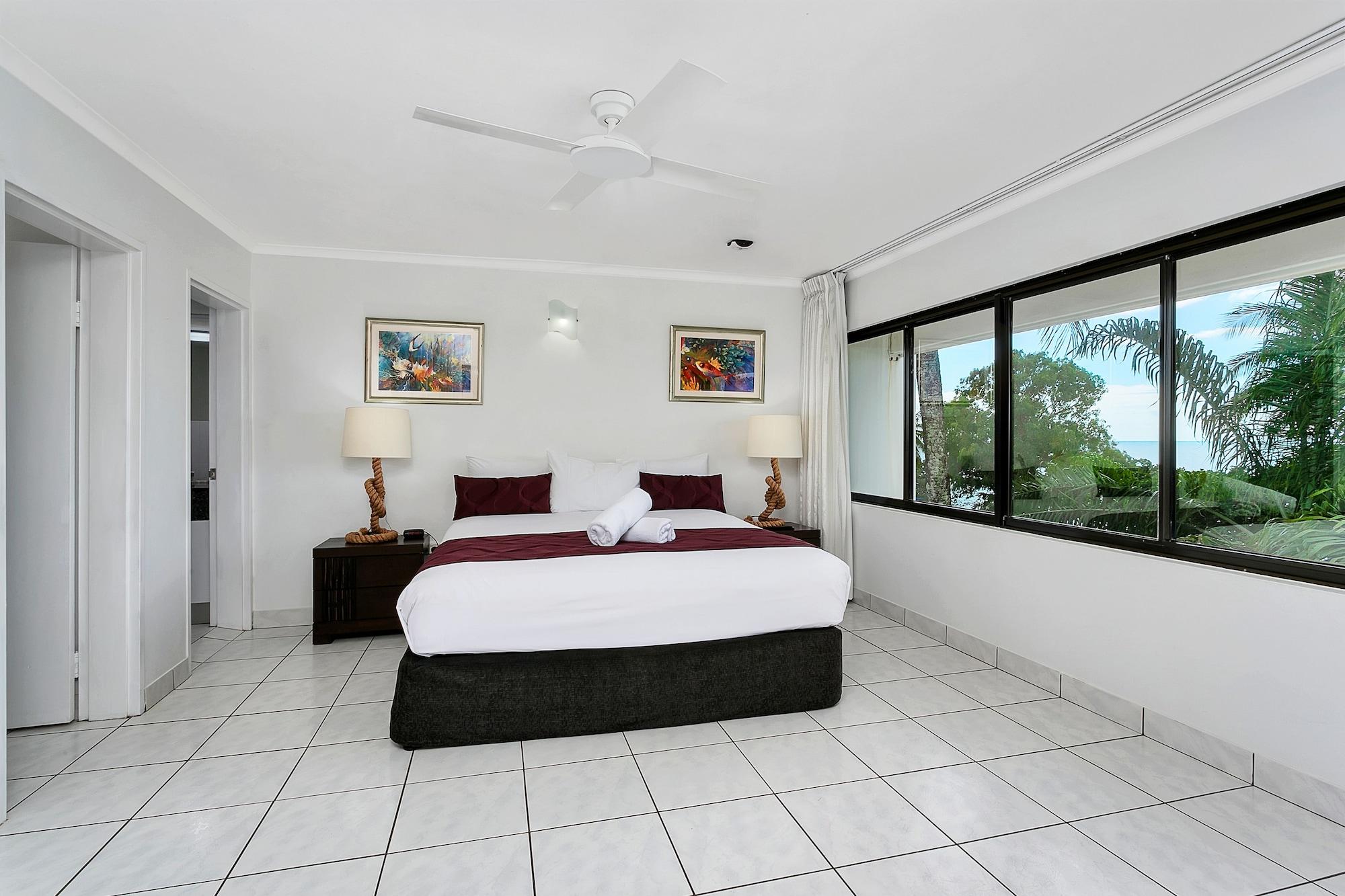 טריניטי ביץ' Roydon Beachfront Apartments מראה חיצוני תמונה