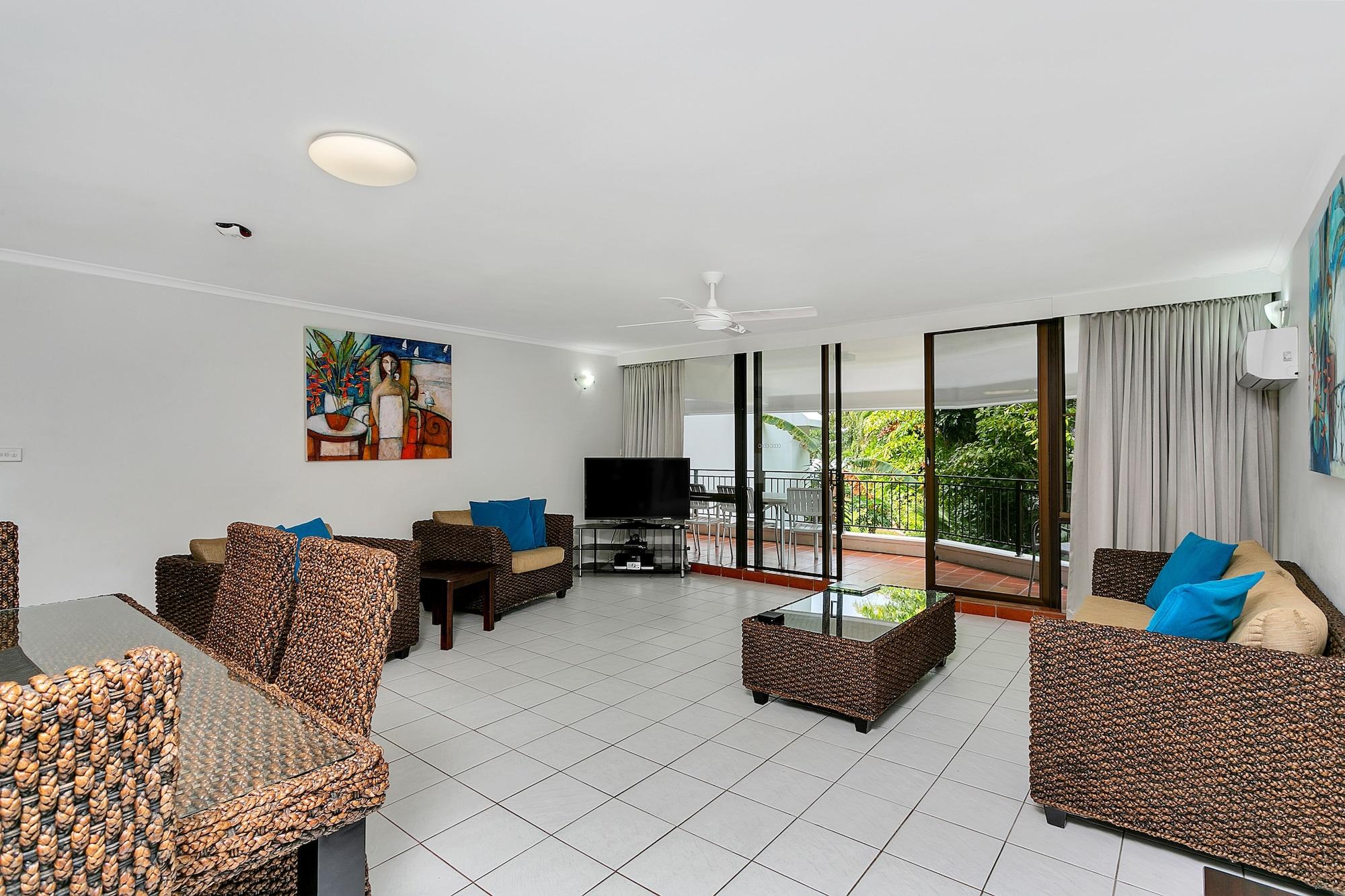 טריניטי ביץ' Roydon Beachfront Apartments מראה חיצוני תמונה